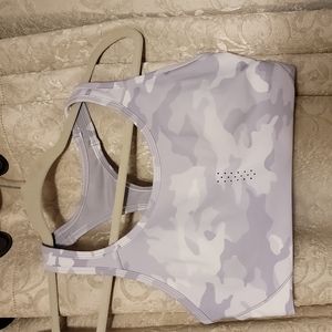 Camo print sports bra M(8-10)